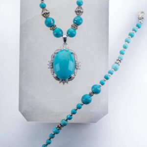 Turquoise necklace and bracelet